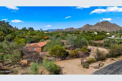 4510 E Pepper Tree Lane #14, Paradise Valley, AZ 85253 - Photo 1