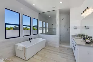 3330 W Desert Dawn Dr, Phoenix, AZ 85083 - Photo 19