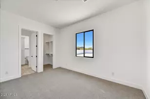 3330 W Desert Dawn Dr, Phoenix, AZ 85083 - Photo 25