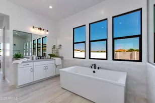 3330 W Desert Dawn Dr, Phoenix, AZ 85083 - Photo 15