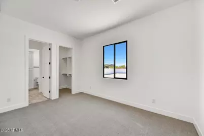 3330 W Desert Dawn Drive, Phoenix, AZ 85083 - Photo 21