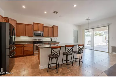 266 W Blue Lagoon Drive, Casa Grande, AZ 85122 - Photo 3