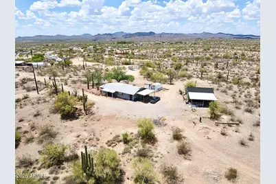 26331 W Rockaway Hills Drive, Morristown, AZ 85342 - Photo 11