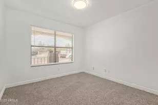 3235 W Casitas Del Rio Dr, Phoenix, AZ 85027 - Photo 21