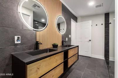 3111 N 34th Street, Phoenix, AZ 85018 - Photo 33