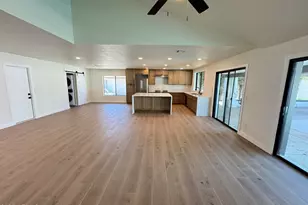 6712 E Beverly Ln, Scottsdale, AZ 85254 - Photo 7