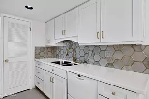 8017 E Glenrosa Ave, Scottsdale, AZ 85251 - Photo 5