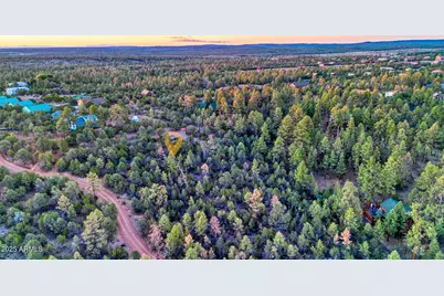 2333 Elk Ridge Lane #004H, Overgaard, AZ 85933 - Photo 19