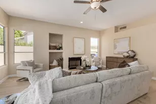 180 N Mondel Dr, Gilbert, AZ 85233 - Photo 23