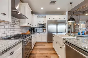 3838 E Devonshire Ave, Phoenix, AZ 85018 - Photo 11