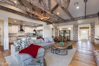 3838 E Devonshire Avenue, Phoenix, AZ 85018 - Photo 9