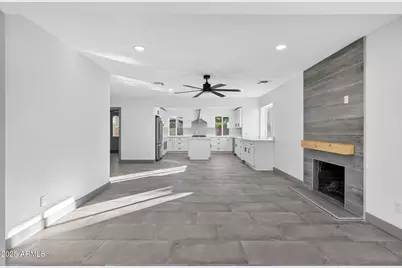 3241 N 27th Place, Phoenix, AZ 85016 - Photo 1