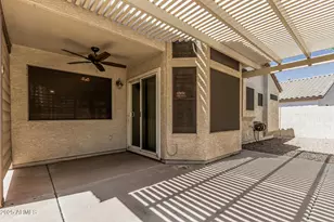 1748 E Loma Vista St, Gilbert, AZ 85295 - Photo 33