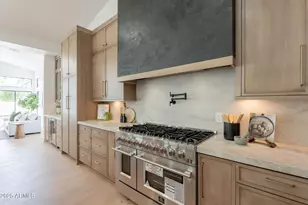 10228 N 55th Pl, Paradise Valley, AZ 85253 - Photo 23