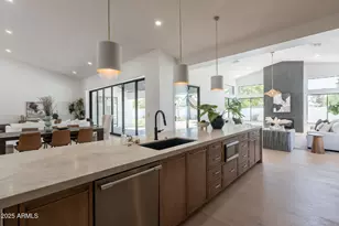 10228 N 55th Pl, Paradise Valley, AZ 85253 - Photo 21