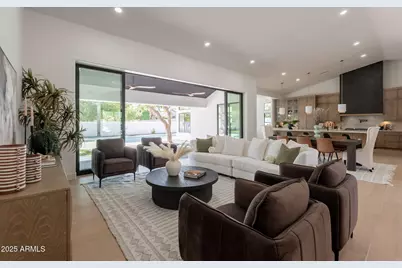 10228 N 55th Place, Paradise Valley, AZ 85253 - Photo 9