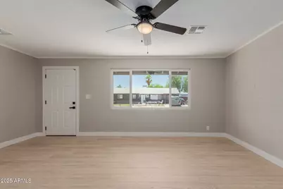 390 W Poston Circle, Florence, AZ 85132 - Photo 3