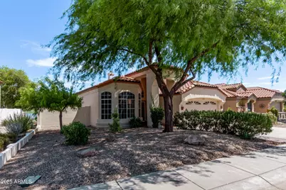 10281 S Santa Fe Lane, Goodyear, AZ 85338 - Photo 11