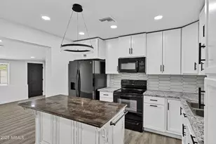 7602 E Thomas Rd, Scottsdale, AZ 85251 - Photo 13