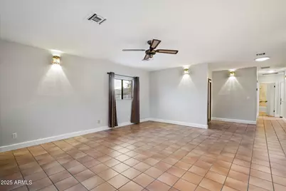 23051 N 87th Drive, Peoria, AZ 85383 - Photo 9