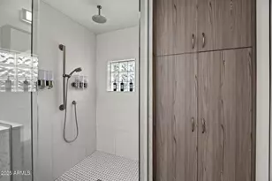 6802 E Paradise Pkwy, Scottsdale, AZ 85251 - Photo 11