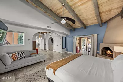 6802 E Paradise Parkway, Scottsdale, AZ 85251 - Photo 9