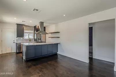 2112 N 25th Place, Phoenix, AZ 85008 - Photo 11
