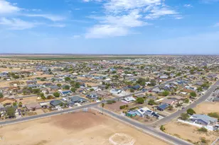 11752 W Benito Dr, Arizona City, AZ 85123 - Photo 37