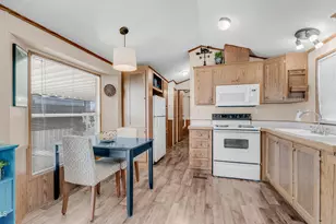 542 Rock Hound Dr, Apache Junction, AZ 85119 - Photo 1