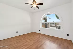 3833 W Phelps Rd, Phoenix, AZ 85053 - Photo 23