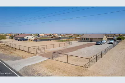 30317 W Roosevelt Street, Buckeye, AZ 85396 - Photo 1
