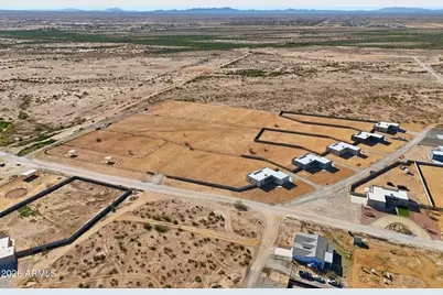 23131 W Skinner Road, Wittmann, AZ 85361 - Photo 17