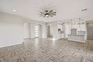 22204 W Dale Ln, Wittmann, AZ 85361 - Photo 7