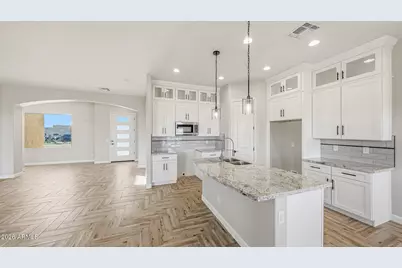 22204 W Dale Lane, Wittmann, AZ 85361 - Photo 9