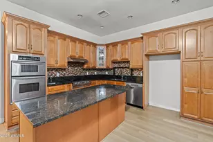 6829 N 14th St, Phoenix, AZ 85014 - Photo 21