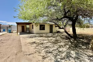4832 S 37th Ave, Phoenix, AZ 85041 - Photo 1
