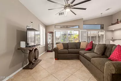 18097 W Santa Alberta Lane, Goodyear, AZ 85338 - Photo 7