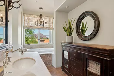 5738 N 32nd Place, Paradise Valley, AZ 85253 - Photo 29