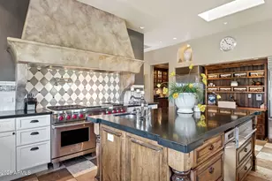 5738 N 32nd Pl, Paradise Valley, AZ 85253 - Photo 13