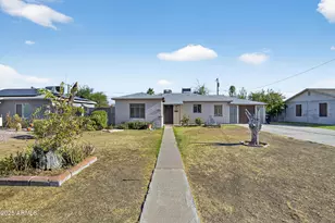 121 W Galveston St, Chandler, AZ 85225 - Photo 1