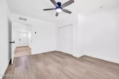 1107 E Marlette Avenue, Phoenix, AZ 85014 - Photo 17