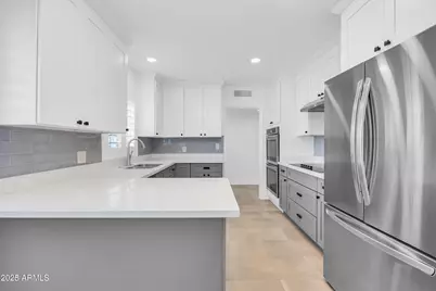 1107 E Marlette Avenue, Phoenix, AZ 85014 - Photo 5