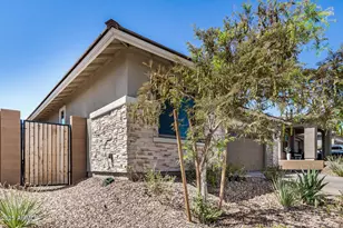 13319 W Red Range Wy, Peoria, AZ 85383 - Photo 5