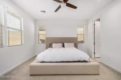 13319 W Red Range Way, Peoria, AZ 85383 - Photo 17