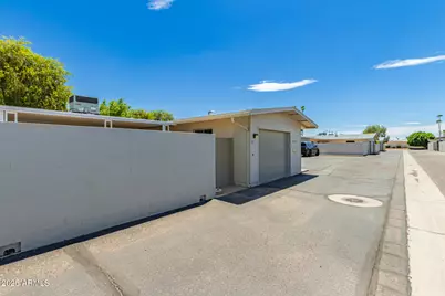 17058 N 106th Avenue, Sun City, AZ 85373 - Photo 25