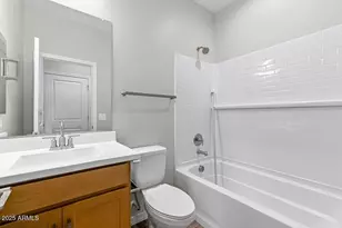 9994 W Piccadilly Rd, Avondale, AZ 85392 - Photo 25