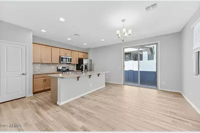 9994 W Piccadilly Road, Avondale, AZ 85392 - Photo 11