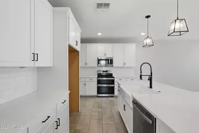 1479 S Naples Court, Casa Grande, AZ 85122 - Photo 11