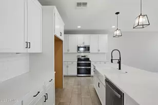 1479 S Naples Ct, Casa Grande, AZ 85122 - Photo 11