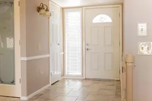 10630 W Pineaire Dr, Sun City, AZ 85351 - Photo 5